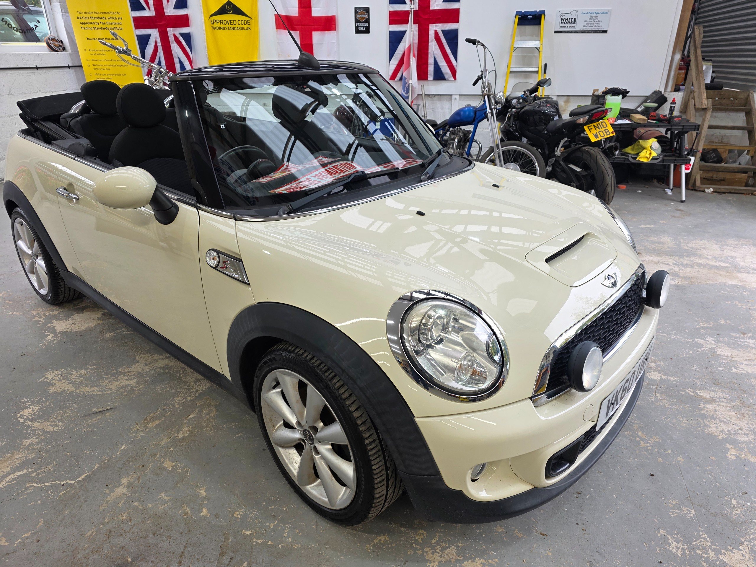 2010 Mini Convertible